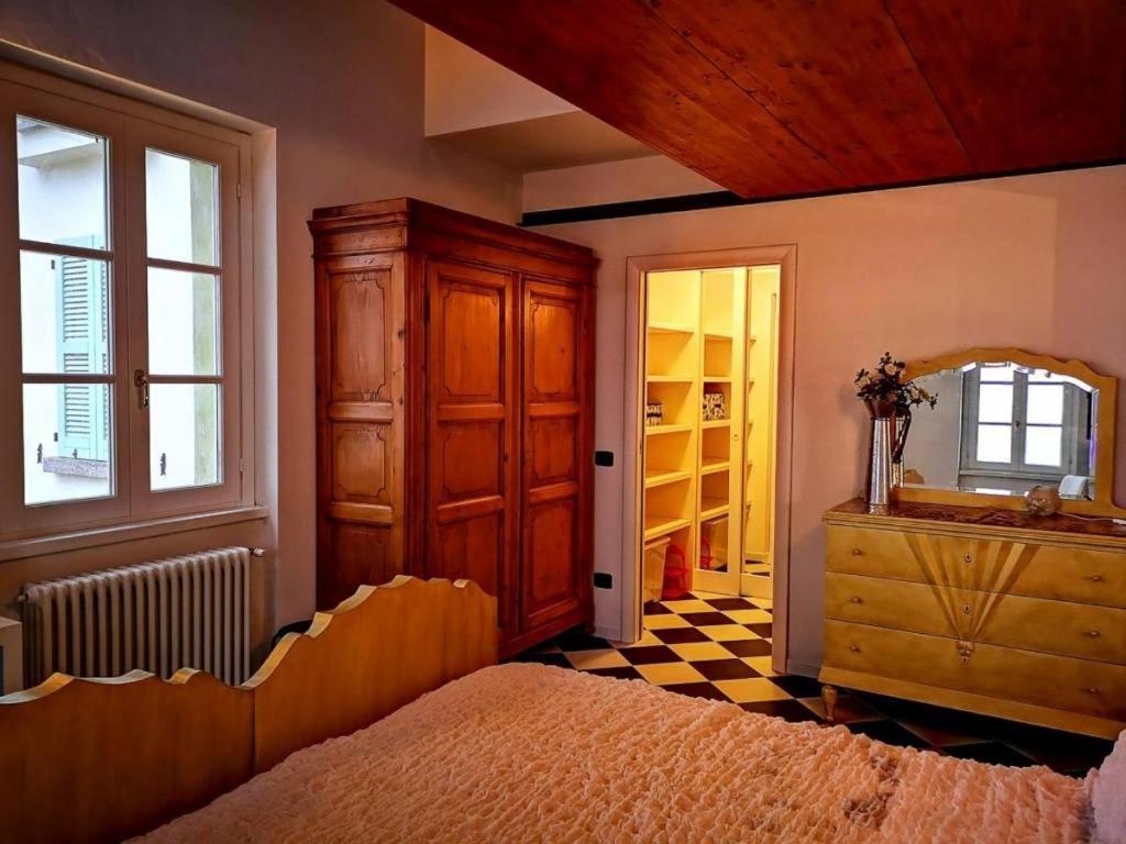 Magical House On The Lake Of Como Apartment Bellano Bagian luar foto
