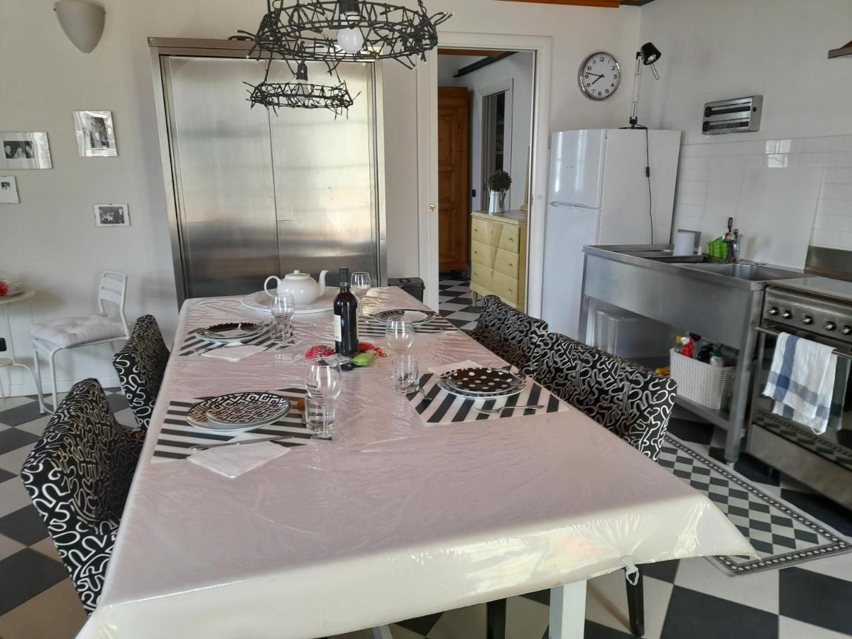 Magical House On The Lake Of Como Apartment Bellano Bagian luar foto