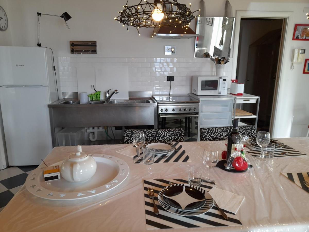 Magical House On The Lake Of Como Apartment Bellano Bagian luar foto