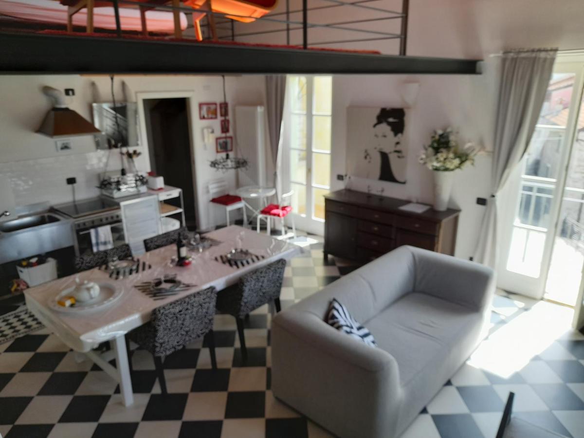 Magical House On The Lake Of Como Apartment Bellano Bagian luar foto